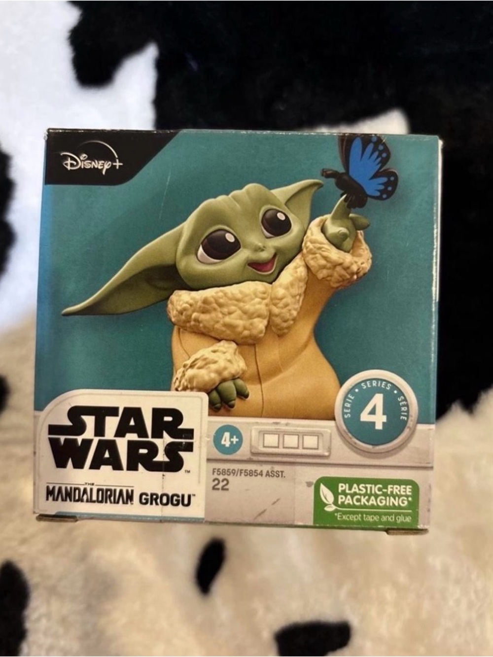 Star Wars Grogu Figure - Green & Tan Coat